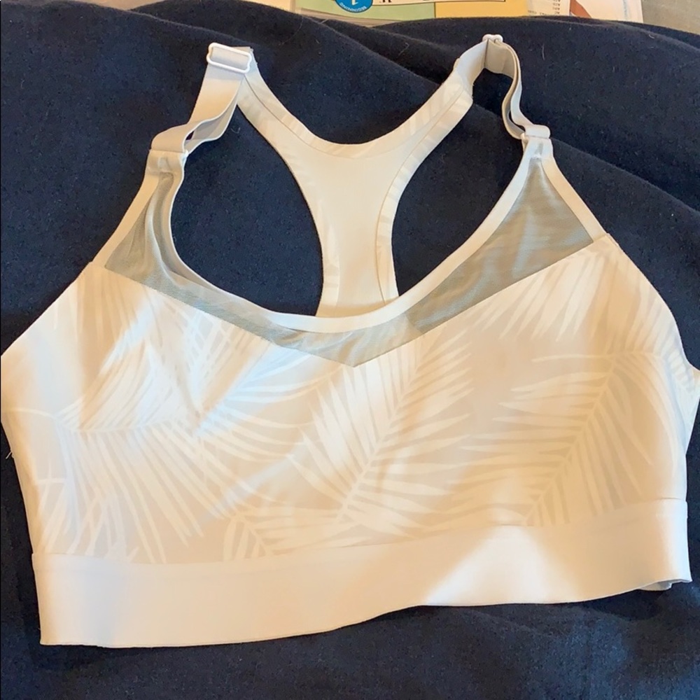 Victoria’s Secret Max Sports Bra